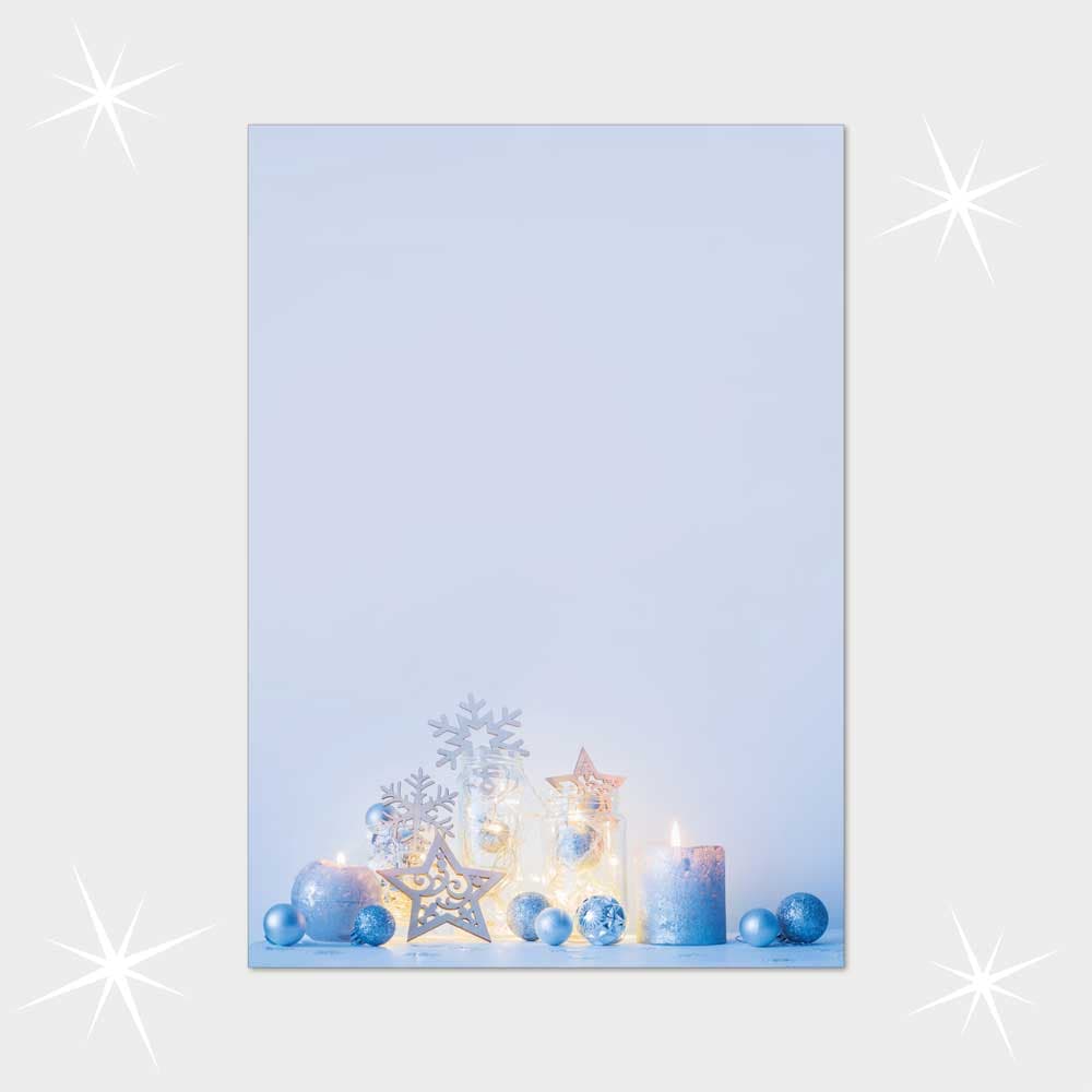 Blaue Winterkerzen mit Sternen
